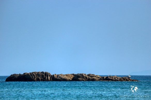 Agios Stefanos - plaża, kościół oraz ruiny bazyliki 29