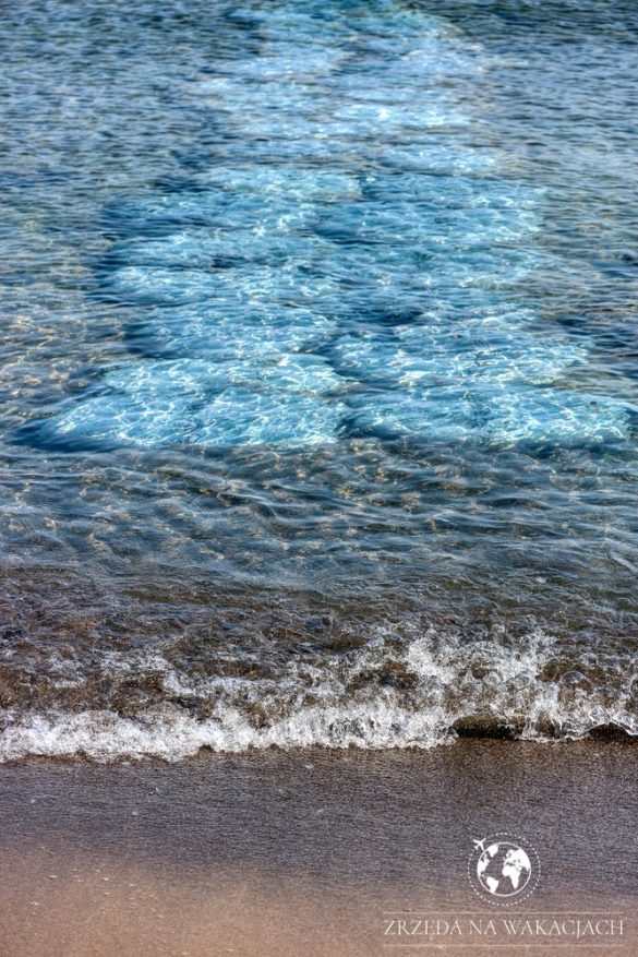 Agios Stefanos - plaża, kościół oraz ruiny bazyliki 27