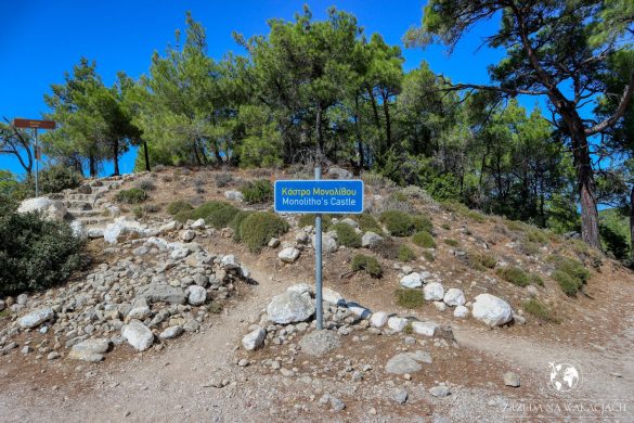 Zamek Monolithos 26
