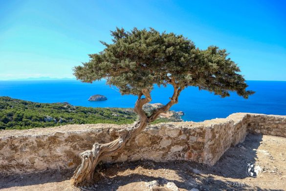 Zamek Monolithos 33