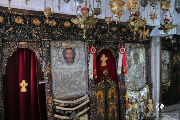 Klasztor Panagia Spiliani i plaża Chochlaki 32