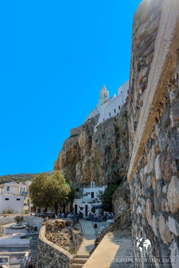 Klasztor Panagia Spiliani i plaża Chochlaki 24