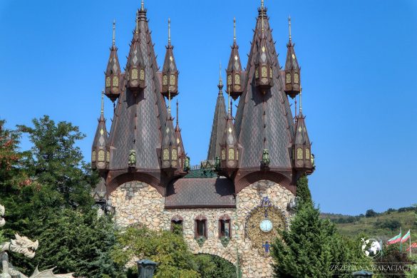 Zamek Ravadinovo 24